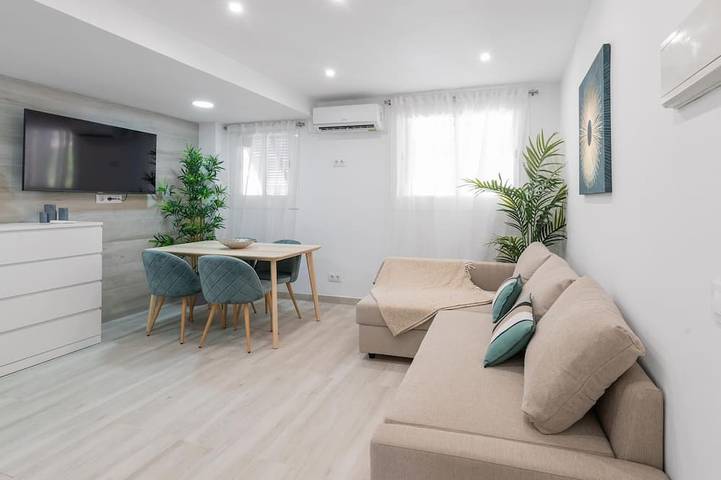 Appartamento per 5 persone, con piscina, con animali domestici in Castelldefels