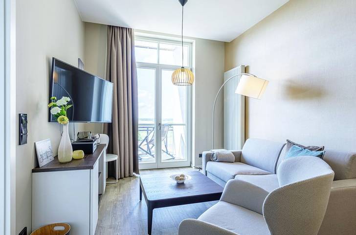 Ferienwohnung für 3 Personen, mit Seeblick und Sauna sowie Balkon, mit Haustier in Wustrow