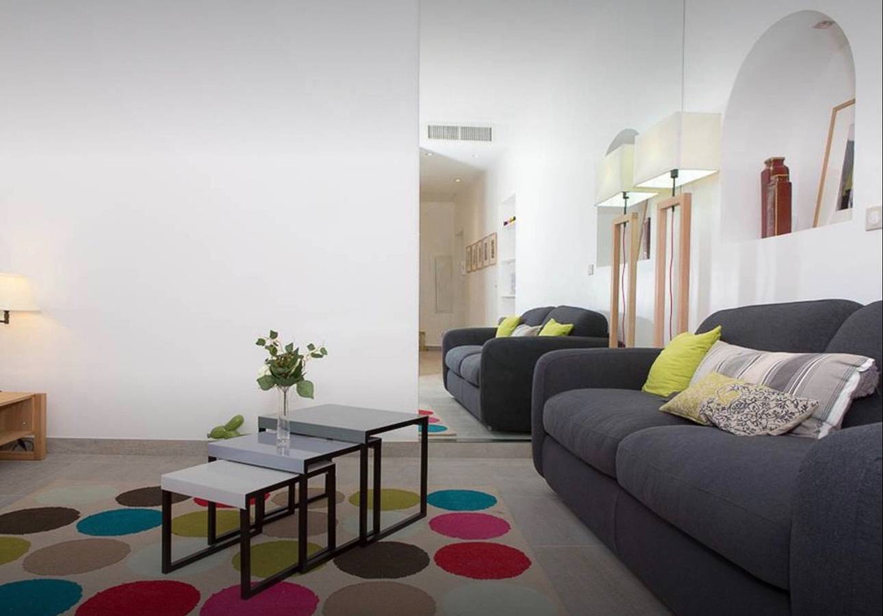Ganze Wohnung, Ferienwohnung für 4 Personen mit Balkon in Cannes, Mittelmeerküste (Frankreich)