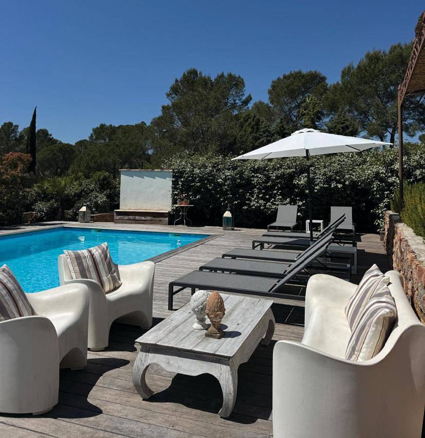 Double Room with Private Bathroom in Puget-sur-Argens, Côte méditerranéenne (France)