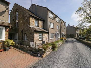 Glamping for 5 People in Cark-in-Cartmel, Cumbria, Photo 1