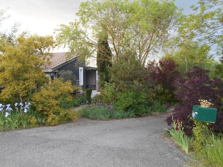 Gîte pour 2 personnes, avec Terrasse ainsi que Jardin et Vue à Auterive