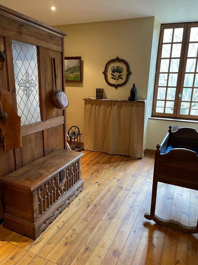 Chambre d’hôte pour 3 personnes, avec piscine ainsi que vue et jardin à Cornus - 4