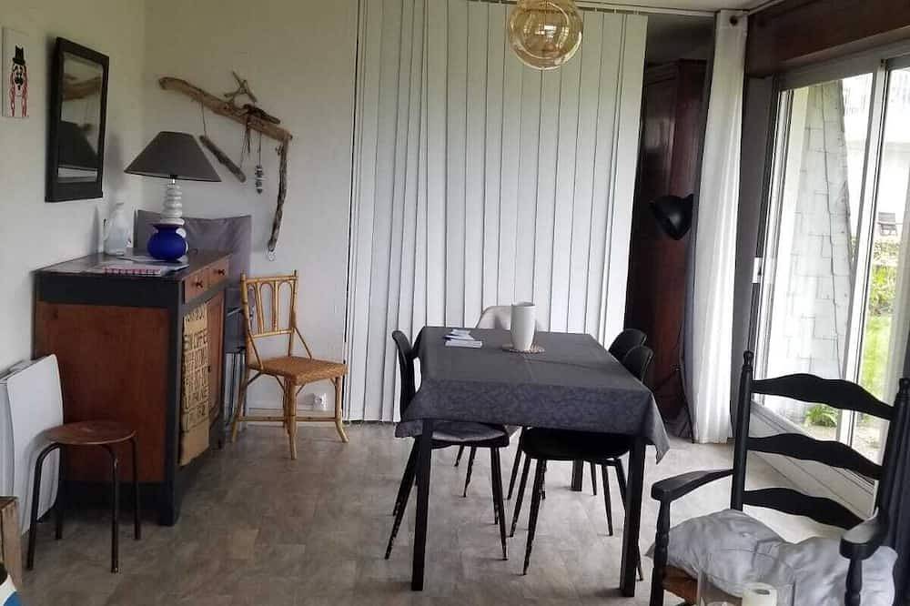 Entire apartment, Beach Of The Countess. Classified As A Remarkable Site. A Flower Garden in Saint-Quay-Portrieux, Côte de Goëlo