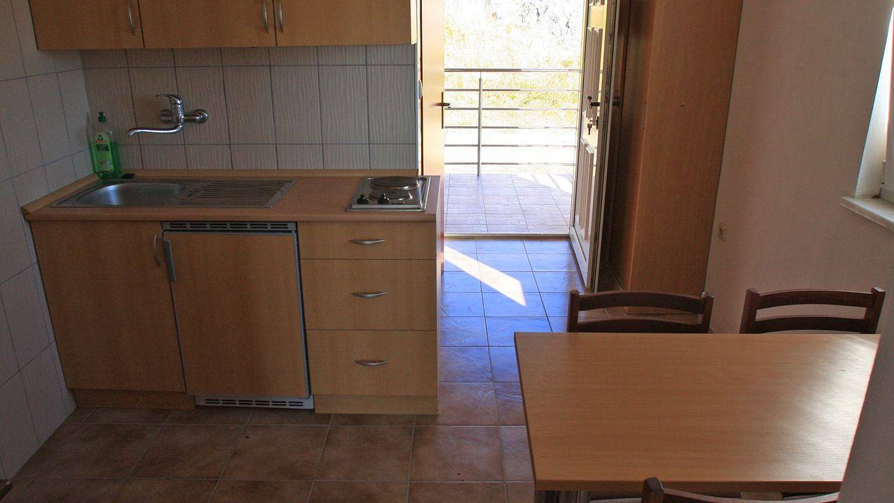 Ganzes Studio, Studio für 3 Personen (18 m²) in Rtina in Rtina, Zadar