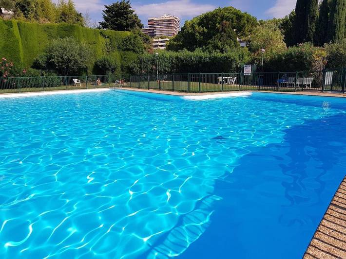 Villa para 4 pessoas, com varanda e piscina em Nice
