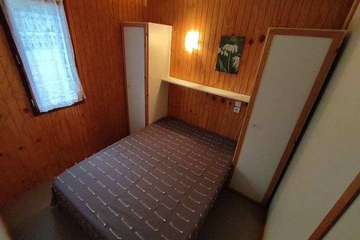 Gîte pour 6 personnes, avec piscine ainsi que jardin et terrasse à Montréal (Rhône-Alpes) - 2