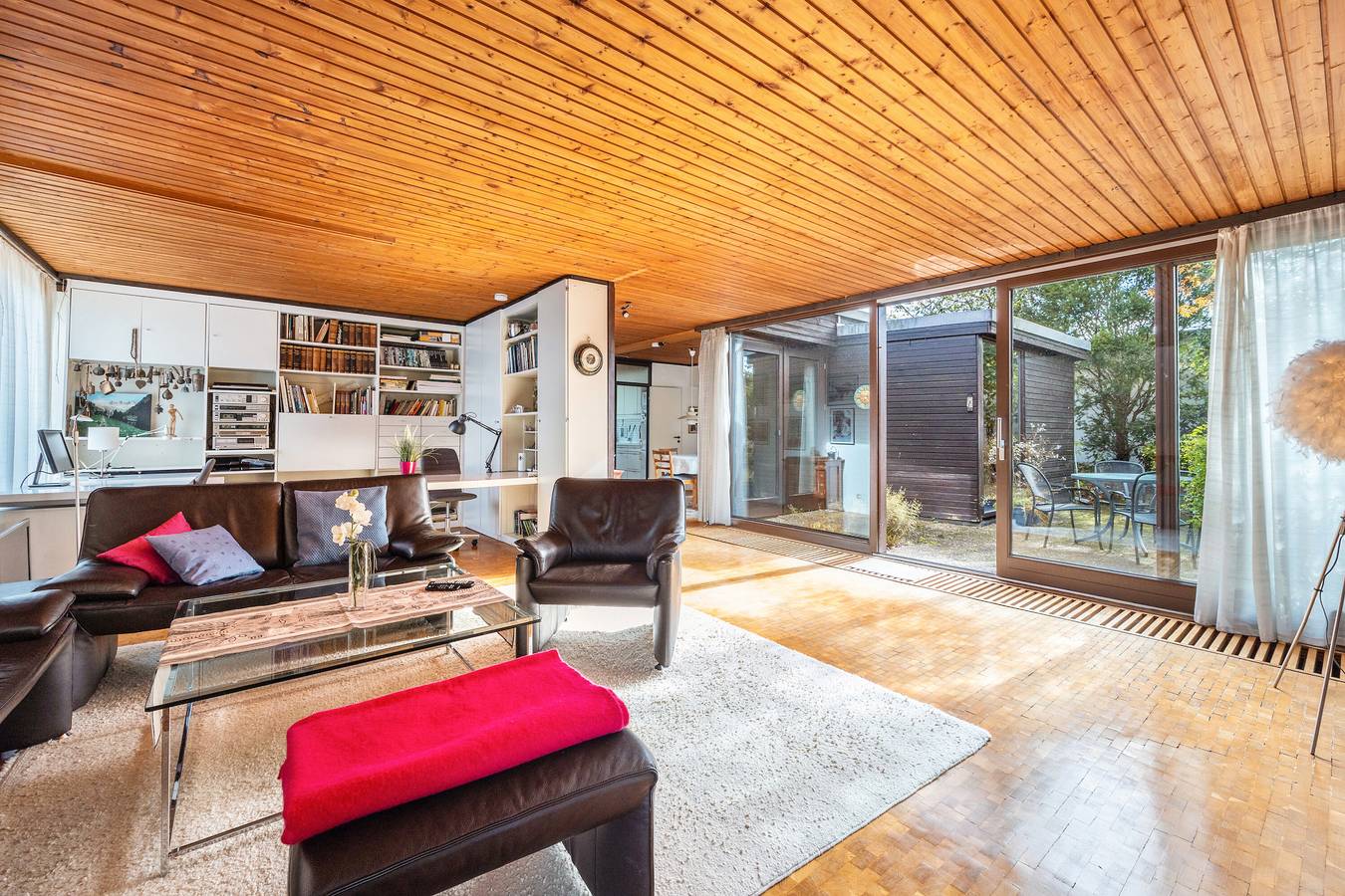 128 sqm/4 rooms: sunny feel-good bungalow with garden in Wabe-Schunter-Beberbach, Braunschweig (Germany)