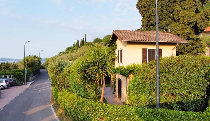 Villa für 4 Personen, mit Balkon und Terrasse sowie Garten und Seeblick in Gardasee-Lombardei - 3