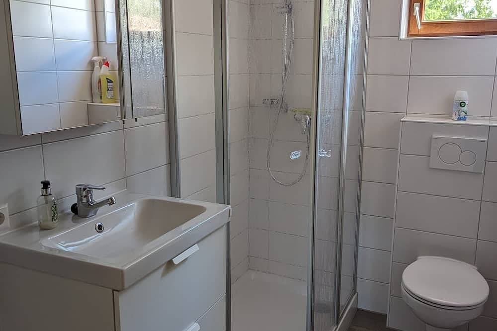Bisingen, idyllisch freistehendes Haus mit Garten, eingezäunt, Haustiere erlaubt in Bisingen, Neckar-Alb