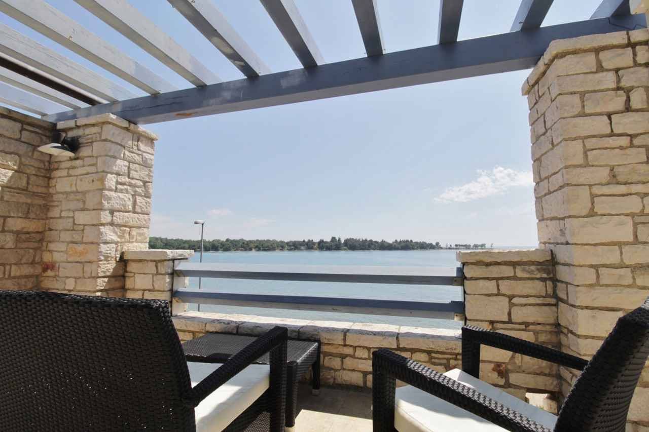 Villa mit Klimaanlage und Blick auf das Meer  in Lovrecica, Umag und Umgebung