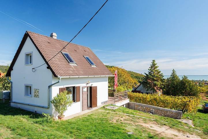 Ferienhaus für 4 Personen, mit Garten