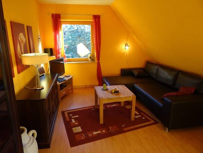 Ferienwohnung für 2 Personen, mit Terrasse und Garten in Tating - 2