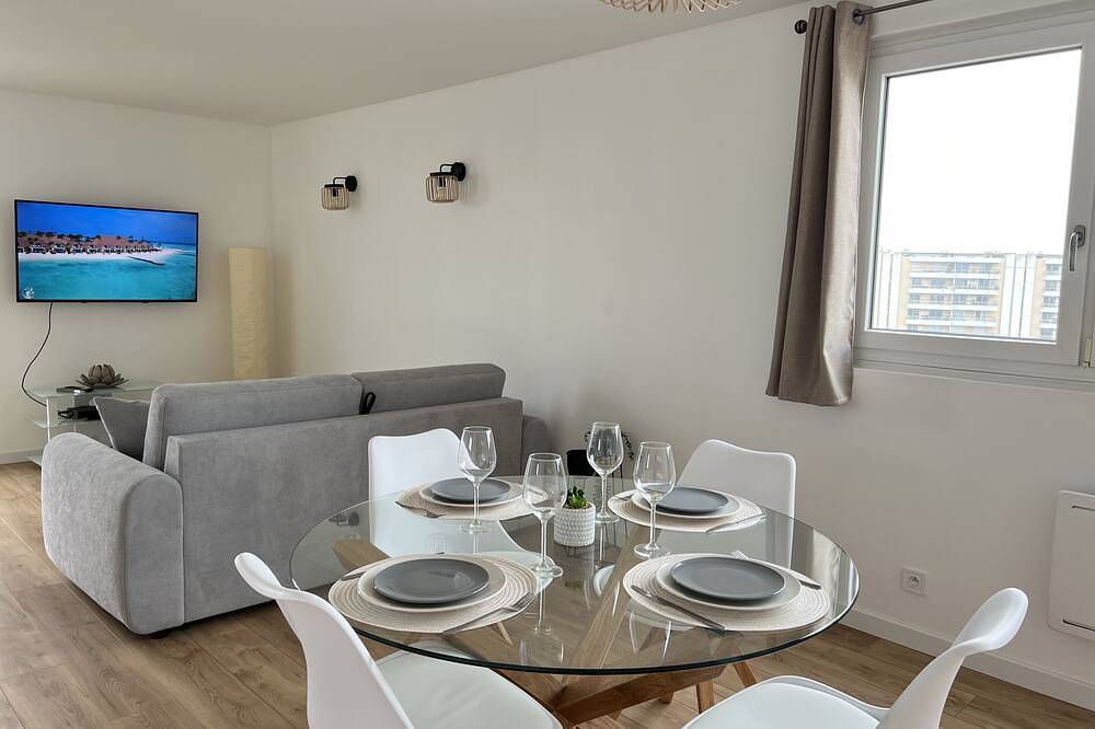 Ganze Wohnung, L'Escale Calaisienne-Apartment-Ensuite Bad-Blick zur Meerseite in Calais, Calais und Umgebung