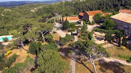 Maison d’hôte pour 3 personnes, avec sauna et vue ainsi que jardin et piscine, animaux acceptés à Narbonne