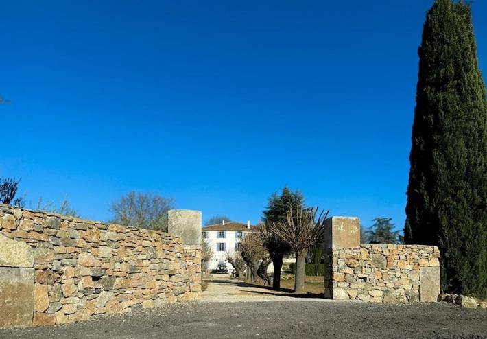 Villa pour 20 personnes, avec Terrasse et Jardin ainsi que Piscine et Vue