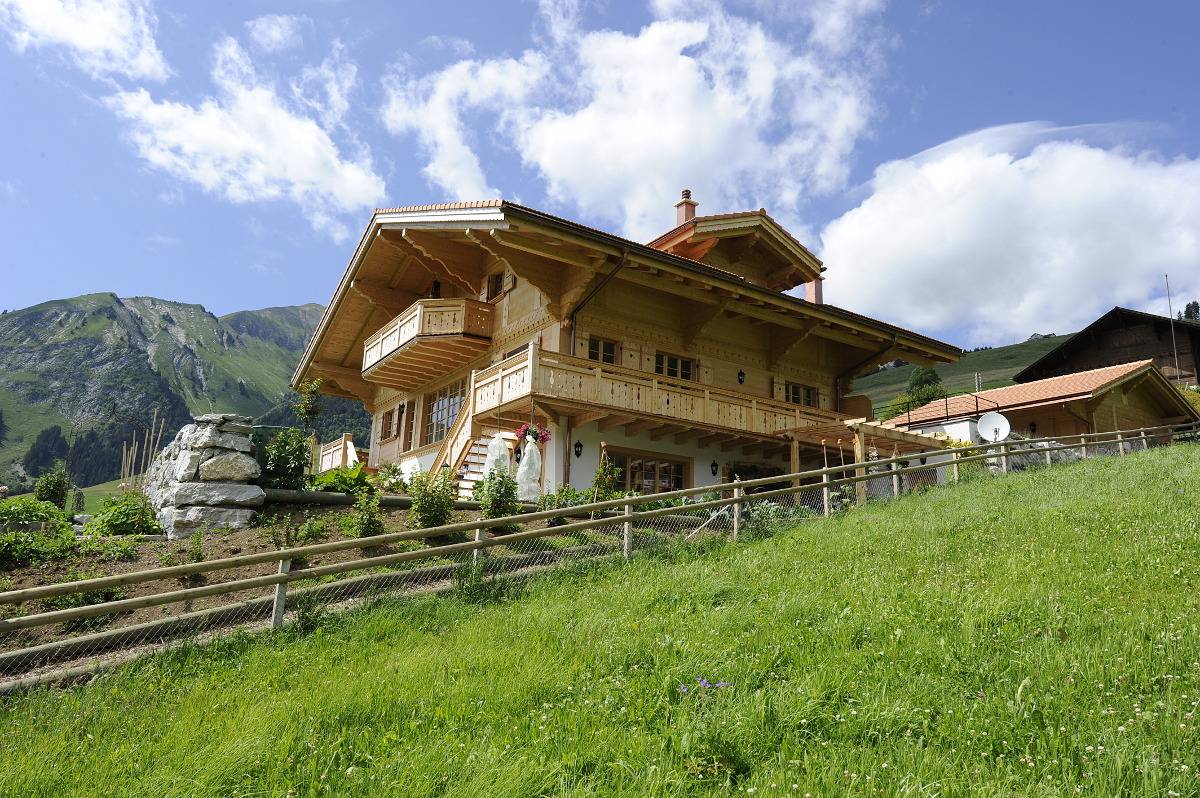 Appartement de vacances entier, Chalet du Mont - 2 chambres à coucher, 145m², 4 personnes in Château-d' Œx, Alpes Vaudoises