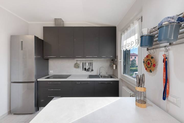 Ferienwohnung für 5 Personen, mit Balkon und Seeblick in Colico - 4