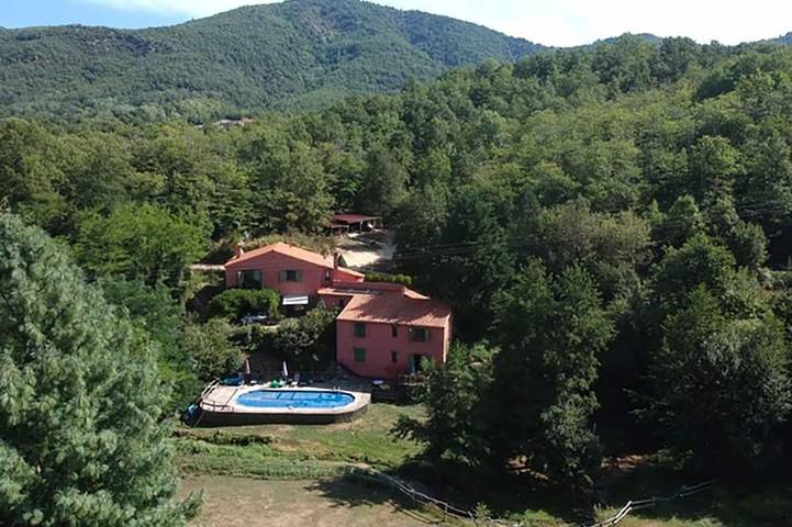 Maison de vacances pour 8 personnes, avec jardin et terrasse, animaux acceptés