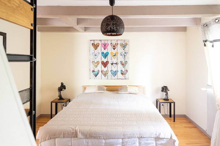 Gîte pour 21 personnes, avec terrasse ainsi que jardin et jacuzzi, animaux acceptés à Corcieux - 4