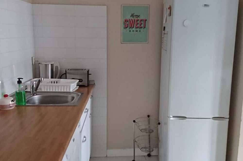 Entire apartment, Homerez - Apt in La Coruña with garden in La Coruña, Galician Coast