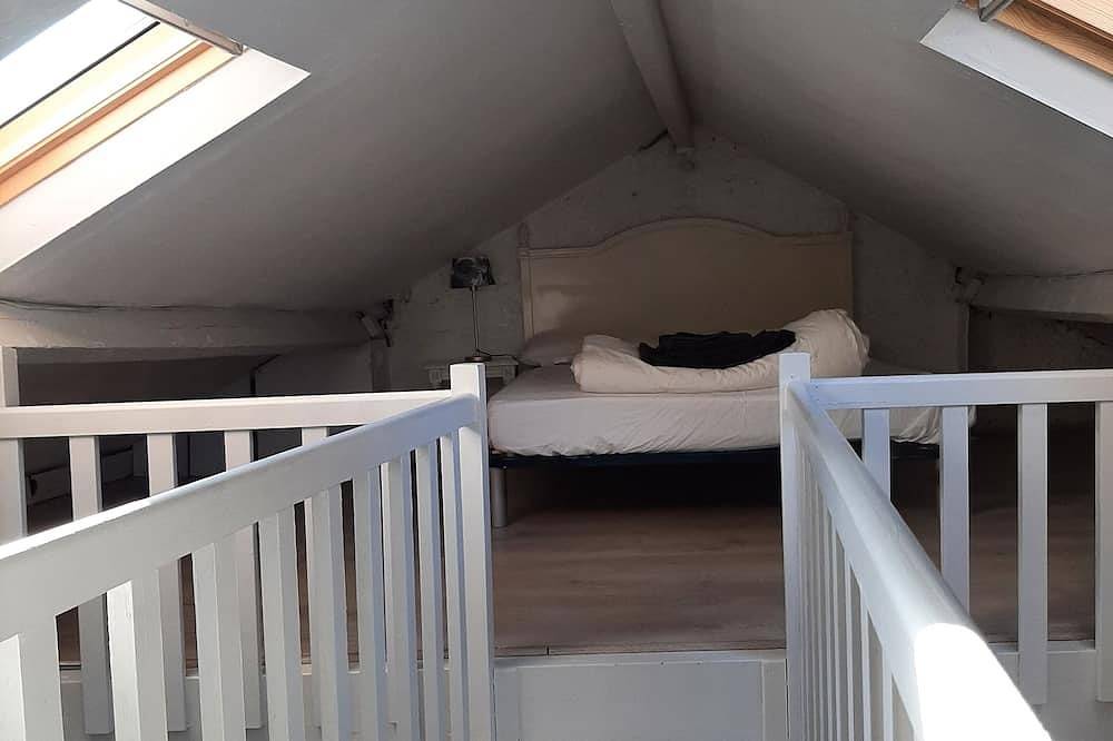 Charming little house 300 ml from the beach in Saint-Énogat, Dinard