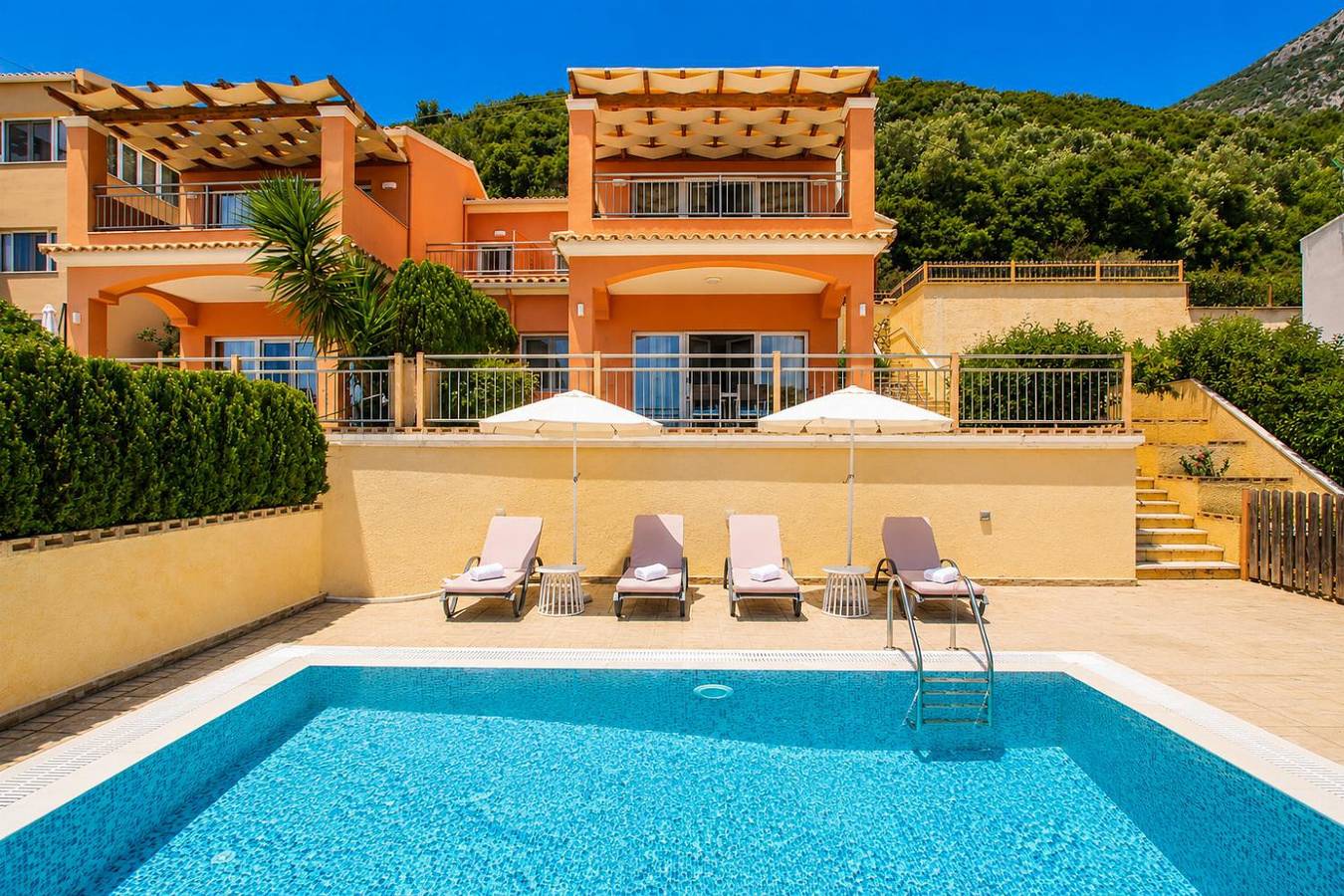 Villa Eros in Mparmpati, Corfou