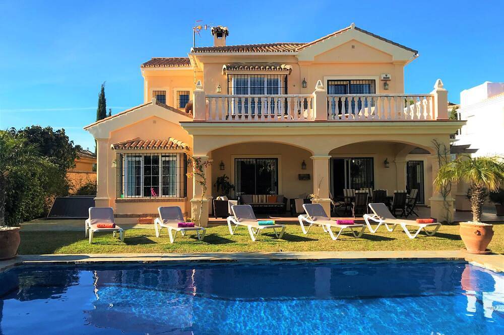 Casa vacanza a Casares a partire da 583€ a notte