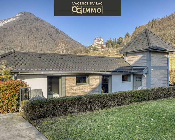Gîte pour 2 personnes, avec Terrasse et Jardin sur le Lac d'Annecy