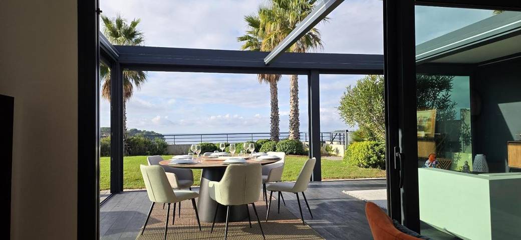 Location de vacances pour 6 personnes, avec vue ainsi que piscine et jardin dans Plage de La Gorguette - 4