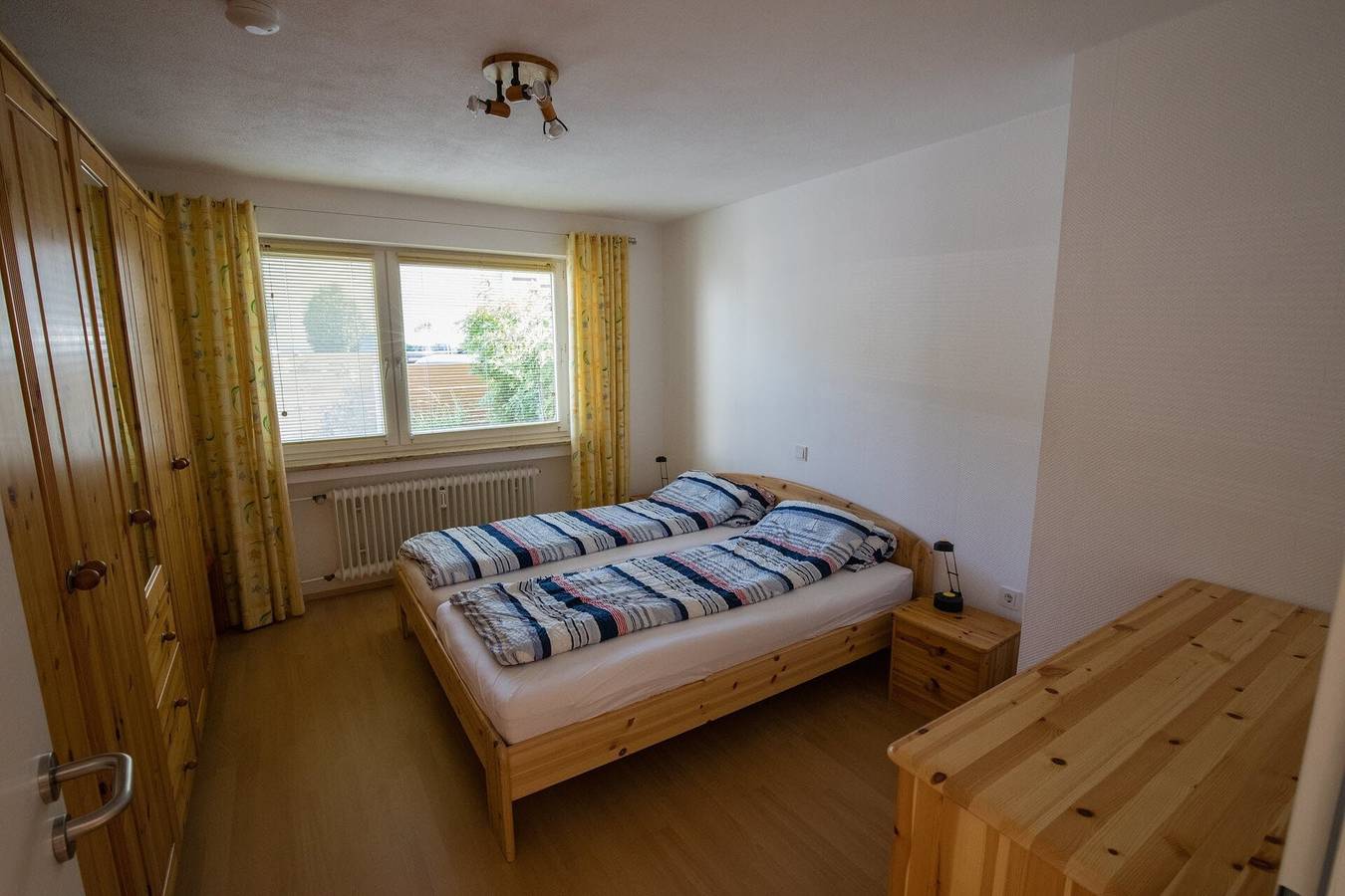 Ganze Wohnung, "Ferienwohnung Dr Saretz" mit Teilseesicht, privater Terrasse und Wlan in Bodman-Ludwigshafen, Obersee (Bodensee)