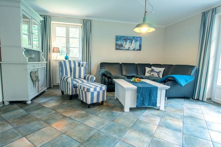 Ferienhaus für 6 Personen, mit Ausblick und Balkon - 1