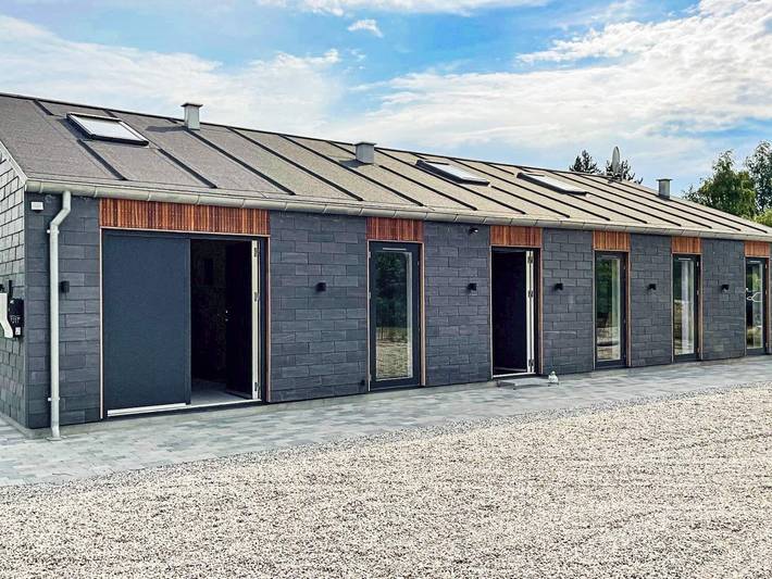 Ferienhaus für 9 Personen, mit Whirlpool und Sauna sowie Garten und Terrasse in Lolland