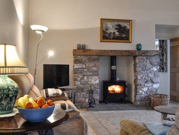 Log Cabin for 6 People in Swansea region, Photo 1