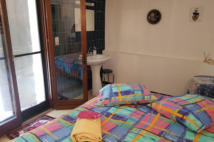 Location de vacances pour 8 personnes, avec sauna et jardin ainsi que piscine et balcon dans La Vallée Heureuse à Sorède - 4