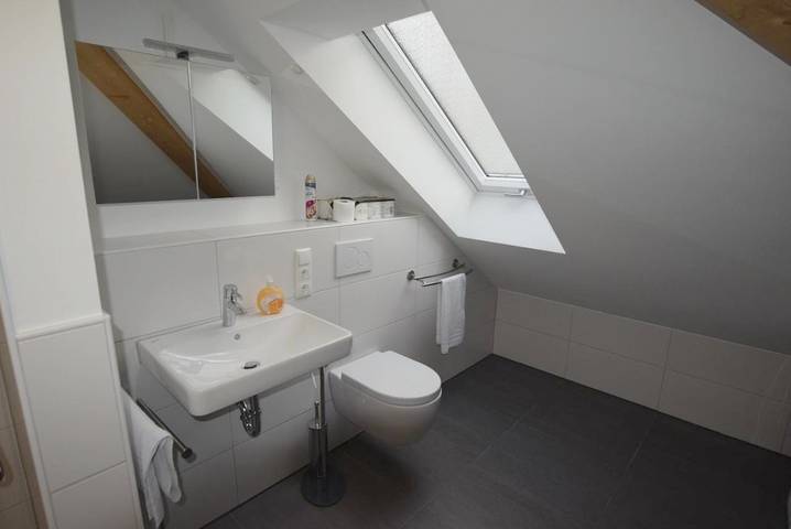 Ferienwohnung für 8 Personen, mit Terrasse und Ausblick in Kornwestheim - 3