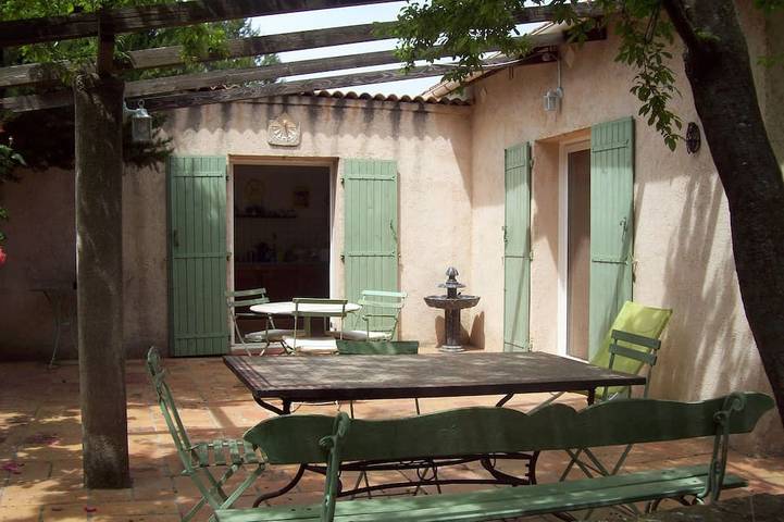Ferienhaus für 6 Personen, mit Terrasse und Garten