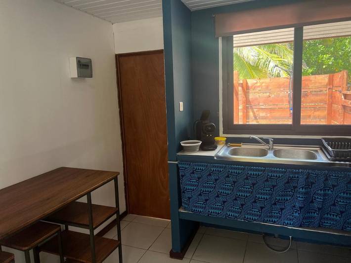 Gîte pour 2 personnes, avec terrasse et jardin dans Fakarava - 3