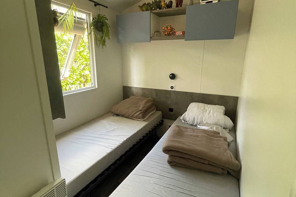 Mobile-home récent dans camping 4étoiles avec animations et piscine in La Teste-de-Buch, Région d'Arcachon