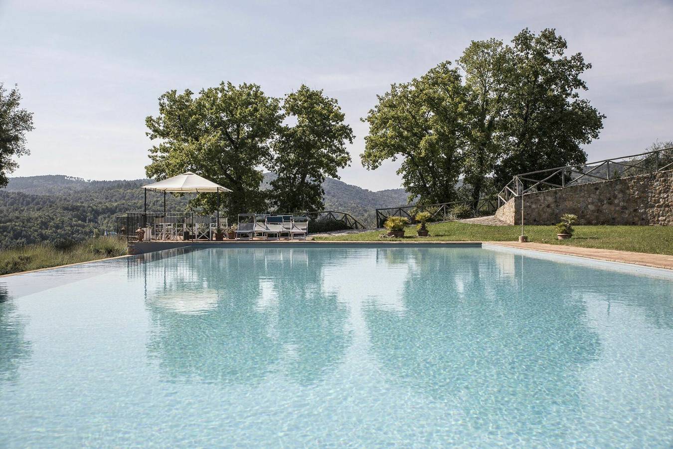 Villa voor 27 personen met balkon in Monticiano, Provincie Siena