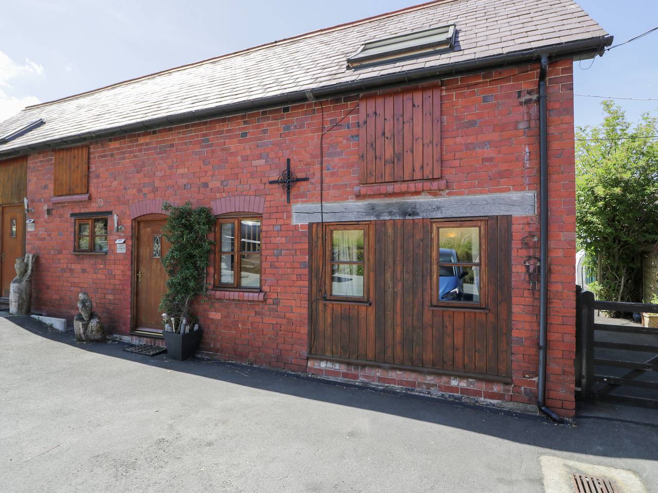 Log Cabin for 4 People in Llangollen, Denbighshire