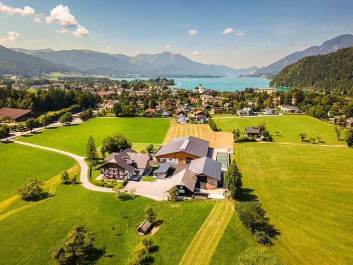 Ferienwohnung für 3 Personen, mit Balkon und Garten sowie Ausblick in Strobl - 2