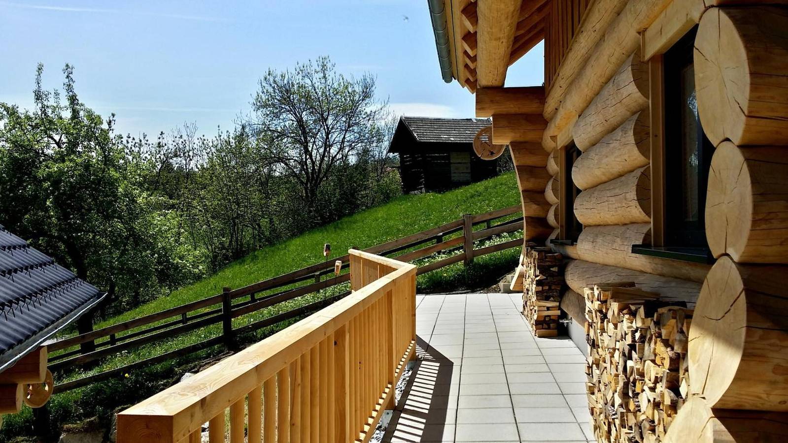 Chalet 'Tyroladis Family Relax Laudegg' met bergzicht, privéterras en Wi-Fi in Ladis, Serfaus-Fiss-Ladis