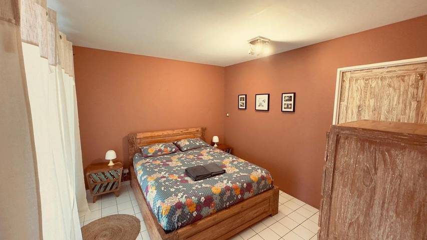 Gîte pour 6 personnes, avec terrasse dans Plage de la Saline - 2