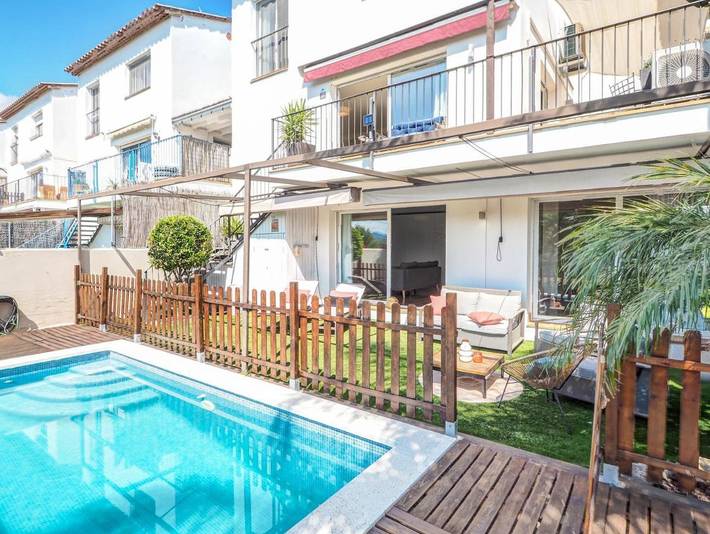 Casa rural para 6 personas, con piscina además de jardín y terraza, Se admiten mascotas en San Pedro de Ribas - 2