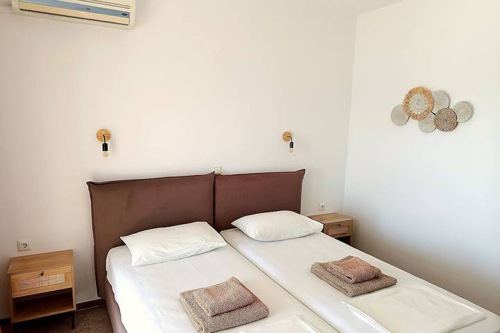 Appartement entier, Appartement pour 2 personnes, directement sur la plage, parking restaurants à proximité in Stegna (Rhodes), Rhodes