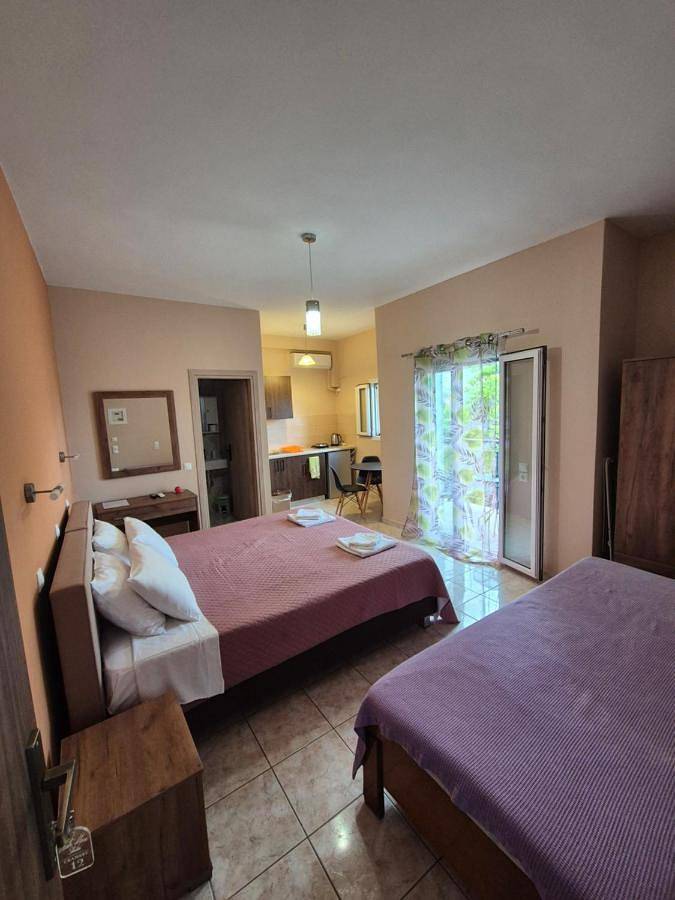 Chambre d’hôte pour 2 personnes, avec terrasse et jardin, animaux acceptés à Céphalonie - 4