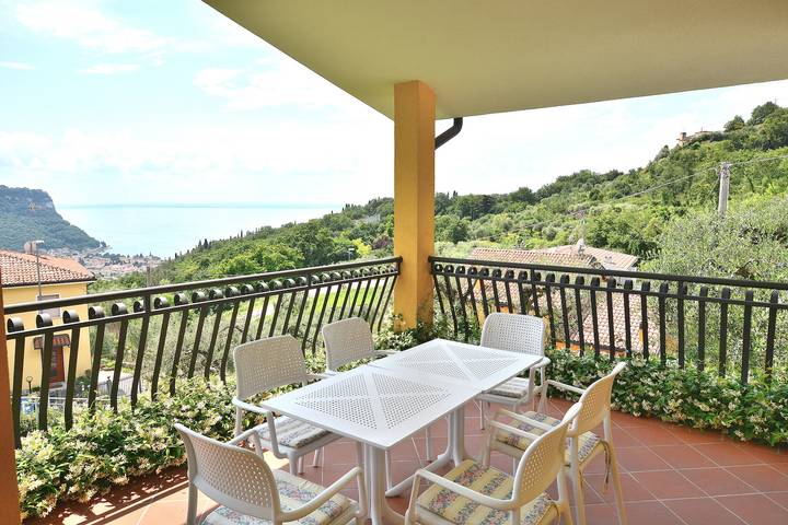 Ferienwohnung für 6 Personen, mit Seeblick und Terrasse in Garda - 3