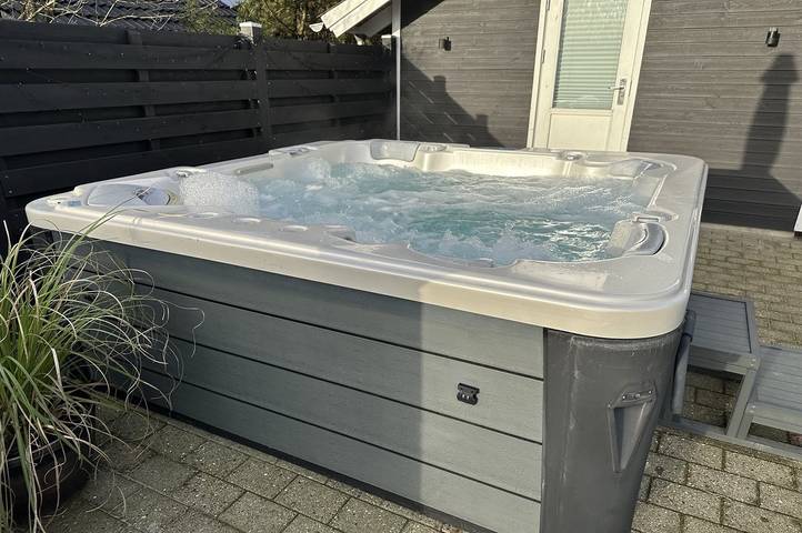 Ferienhaus für 8 Personen, mit Sauna und Whirlpool sowie Terrasse und Pool in Arrild - 4
