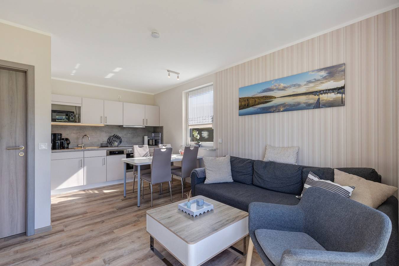 Ganze Wohnung, Ferienwohnung 1" mit Gemeinschaftsgarten und Wlan in Joachimsthal, Werbellinsee